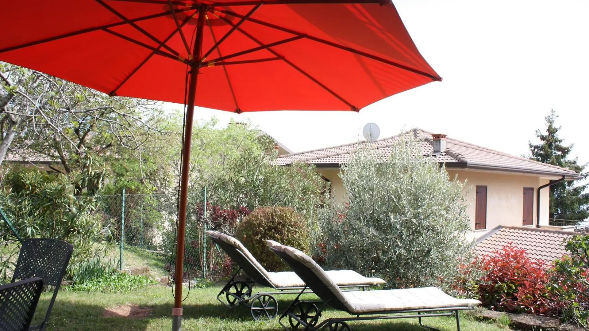 Apartamento Appartamento Tosca - Theater Home Olzano Itália