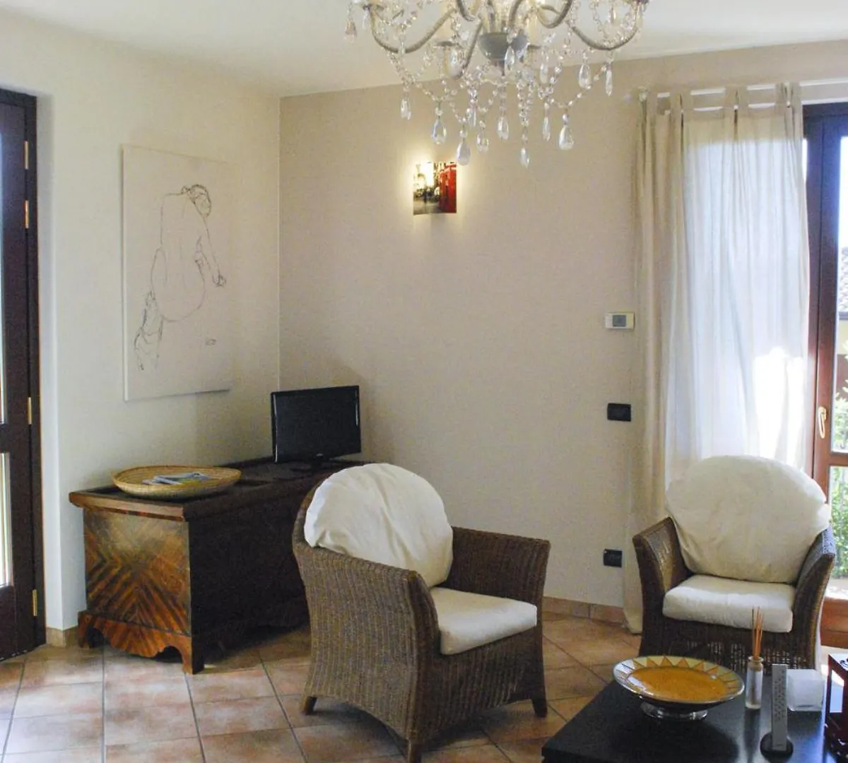 Appartamento Tosca - Theater Home Olzano 0*,